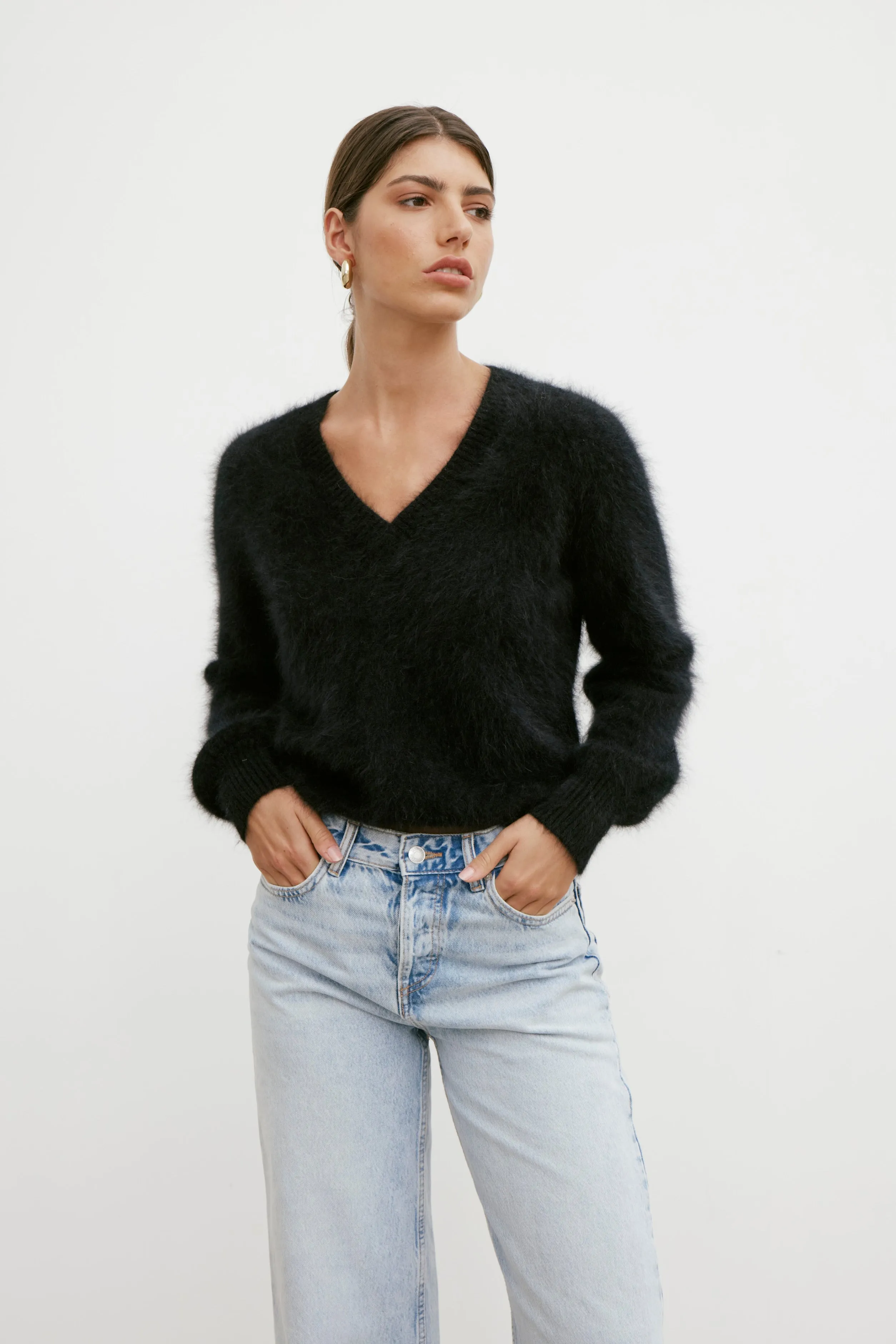 Isabella V Neck - Black
