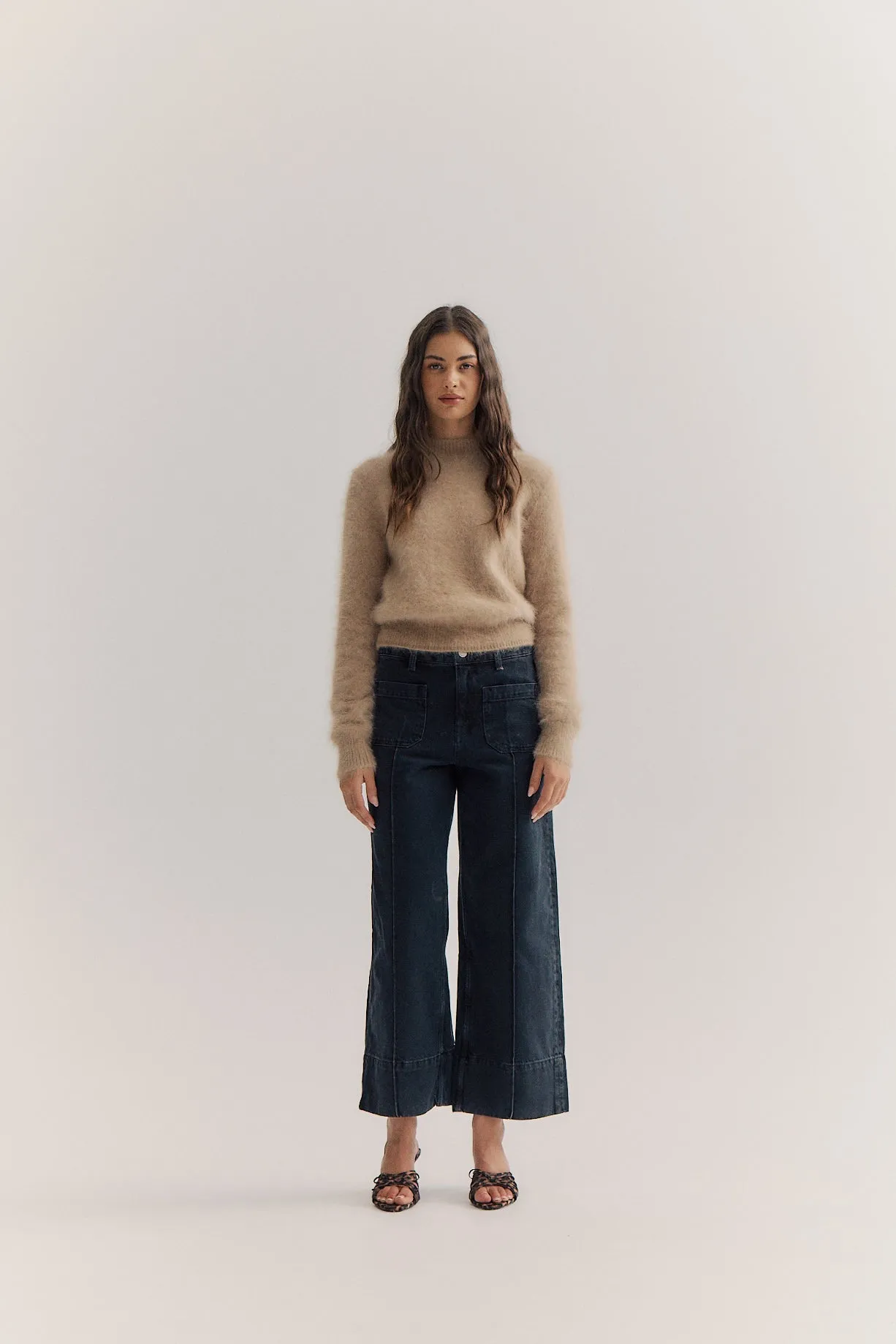 Pia Cropped Knit - Latte