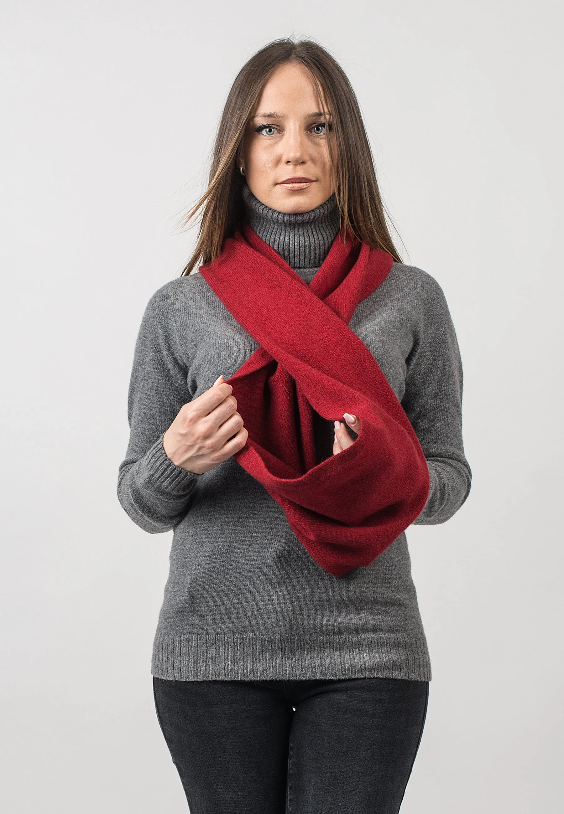Sciarpa chiusa 100% cashmere rigenerato