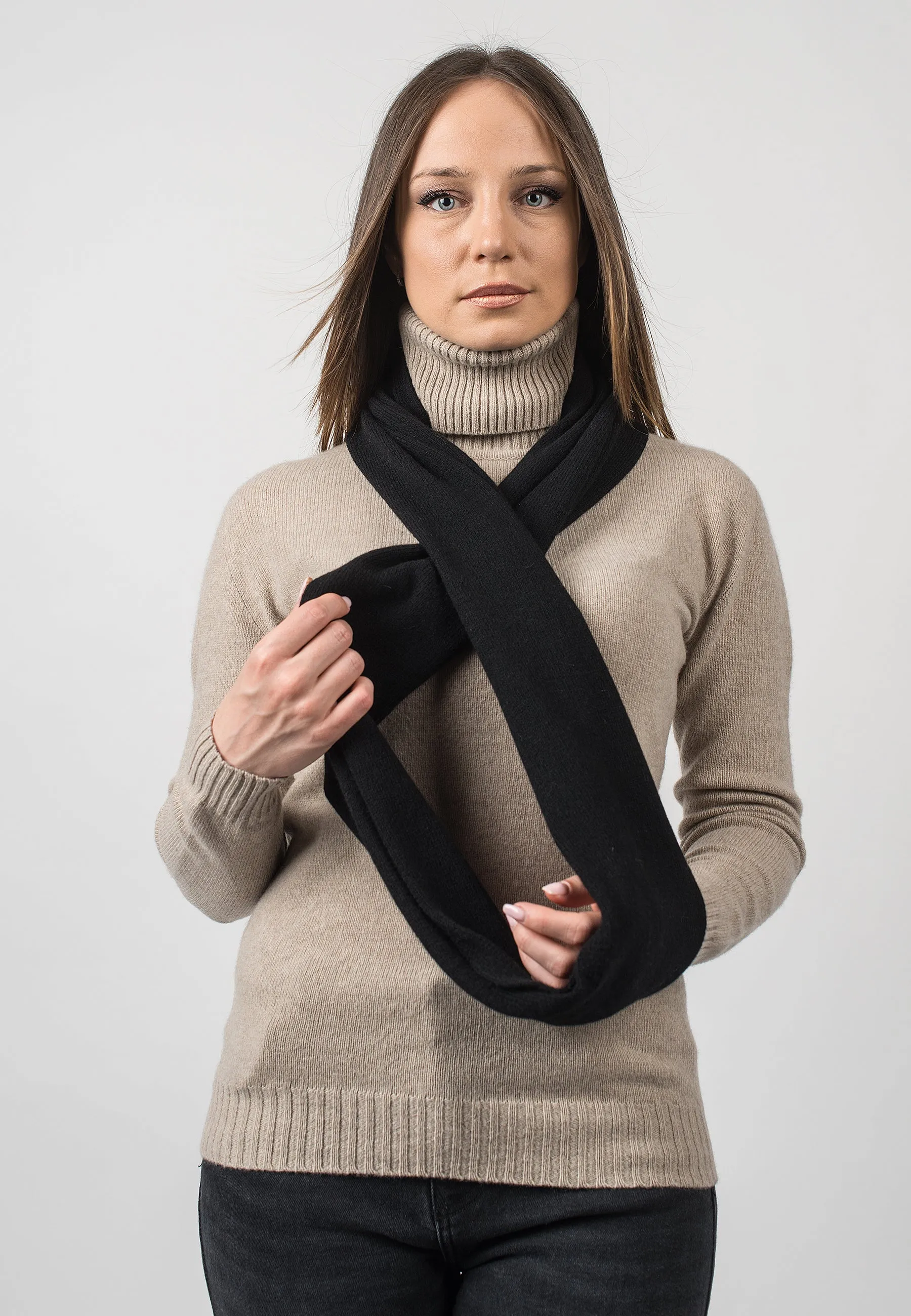 Sciarpa chiusa 100% cashmere rigenerato